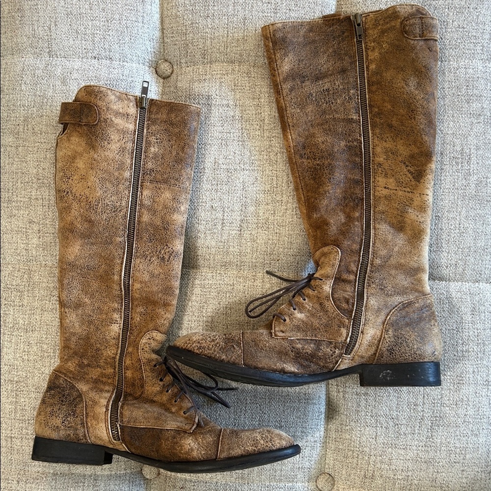 BORN CROWN GILMORE DISTRESSED LEATHER TALL RIDING EQUESTRIAN BOOTS SIZE 10